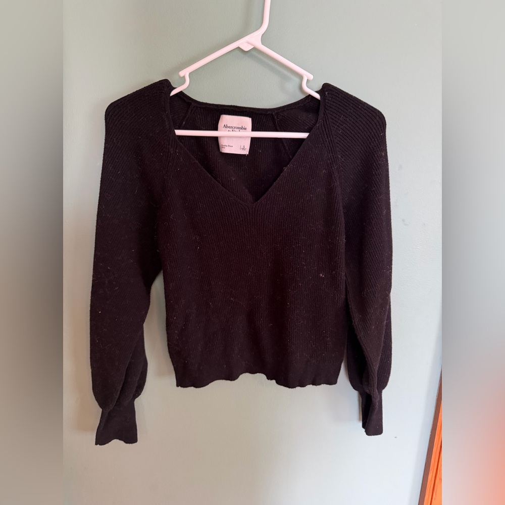 Abercrombie & Fitch Sweater!!